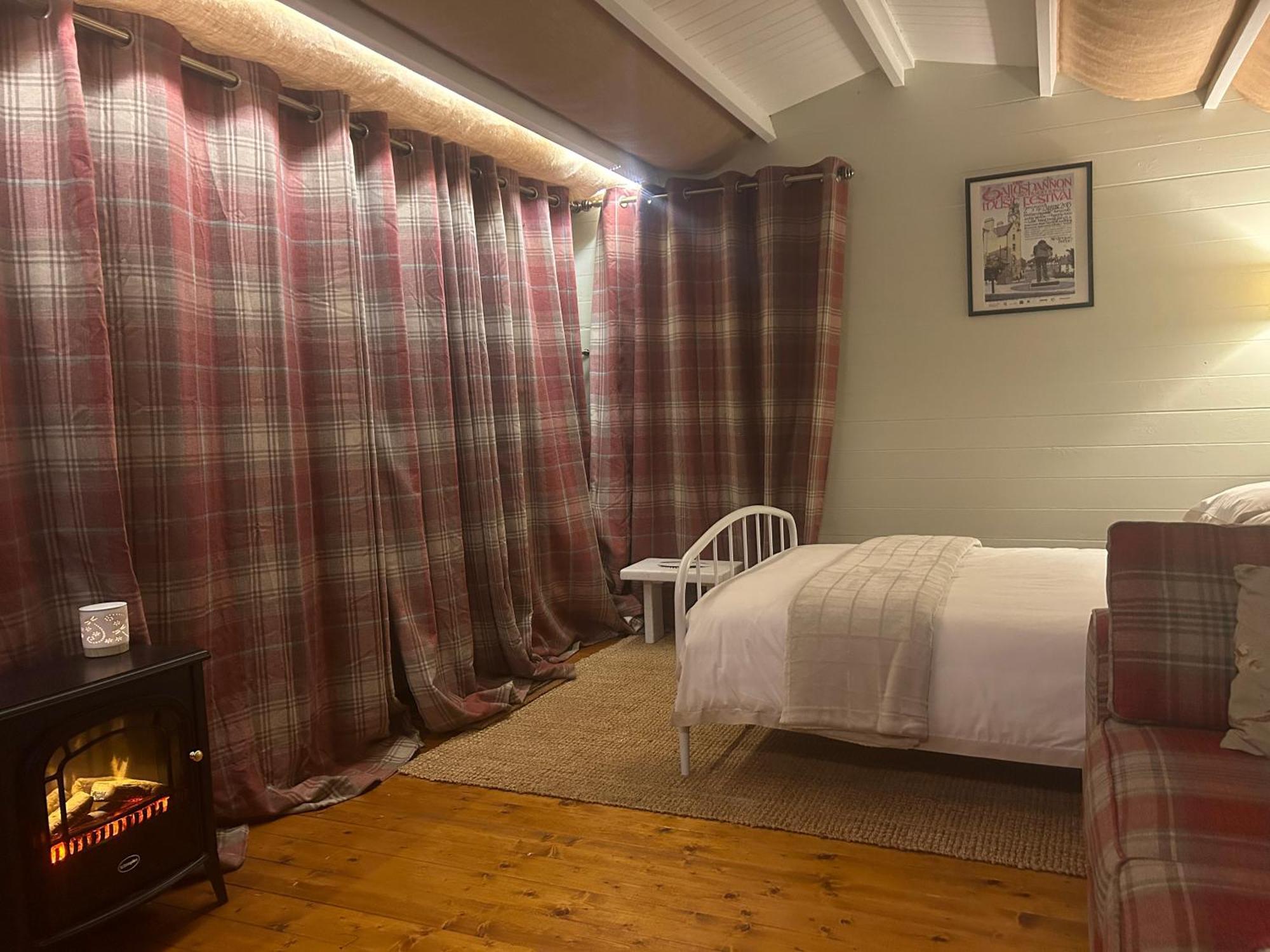 The Creevy Cabin Ballure Экстерьер фото